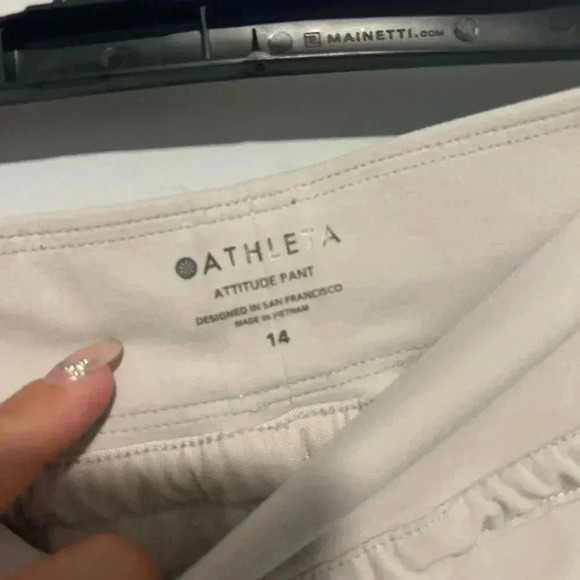 ATHLETA Attitude  Pants Womens 14 Beige Stretch Lightweight NO DRAWSTRING - Picture 4 of 6
